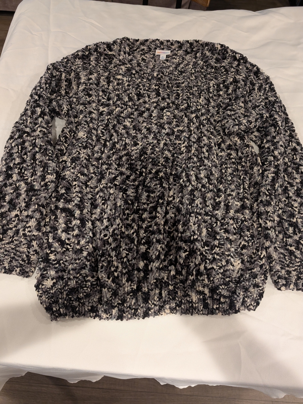 LuLaRoe Black & Cream Chenille Crewneck Sweater